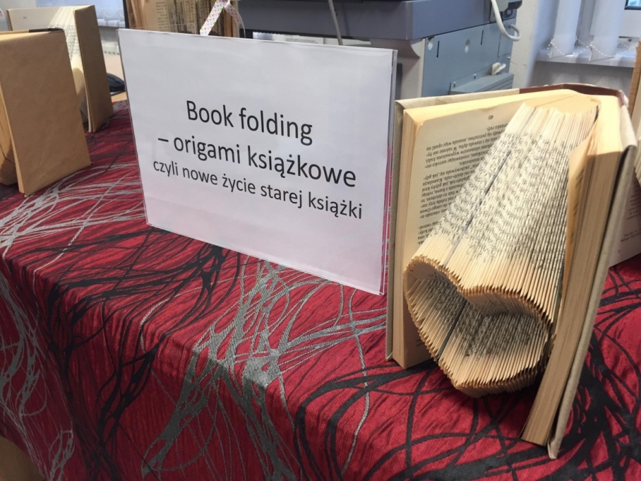 Zdjęcie Walentynkowe warsztaty book-foldingu w Krzemieniewie